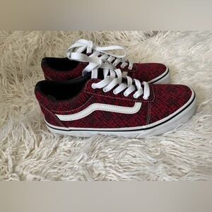 Vans shoes Red and Black Patterned Sz 4.5